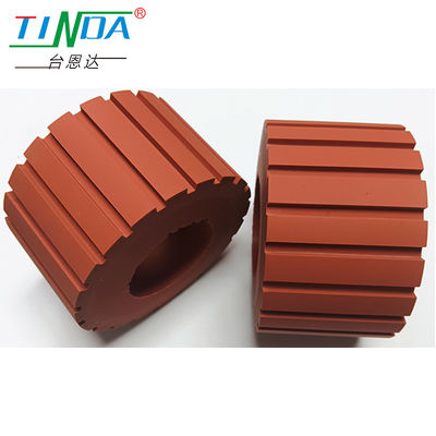 Tùy chỉnh mặc và chống trượt rãnh bánh xe silicone để sử dụng trong môi trường làm việc nhiệt độ cao